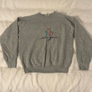 Grey crew neck, New York on front